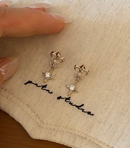 Four-Pointed Star Earrings